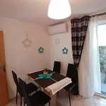 And With Parking Space - 12305 Гостевой дом