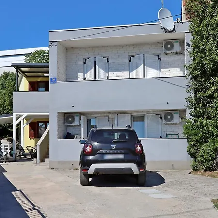 And With Parking Space - 12305 Affittacamere