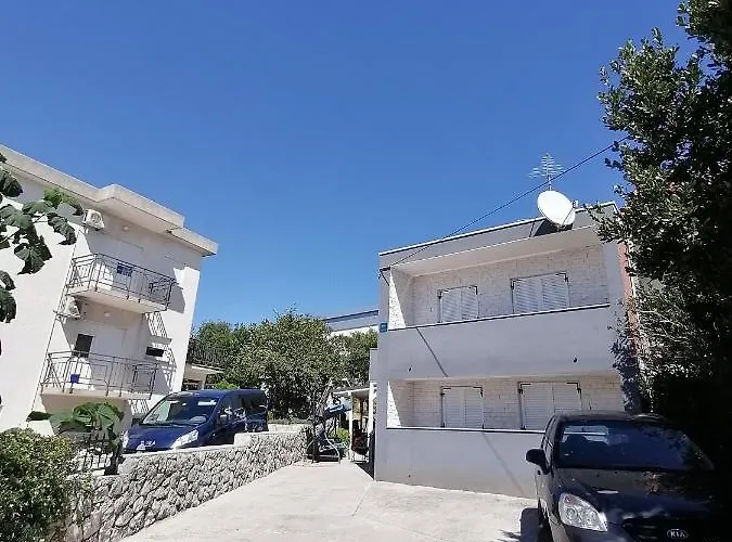 And With Parking Space - 12305 2*